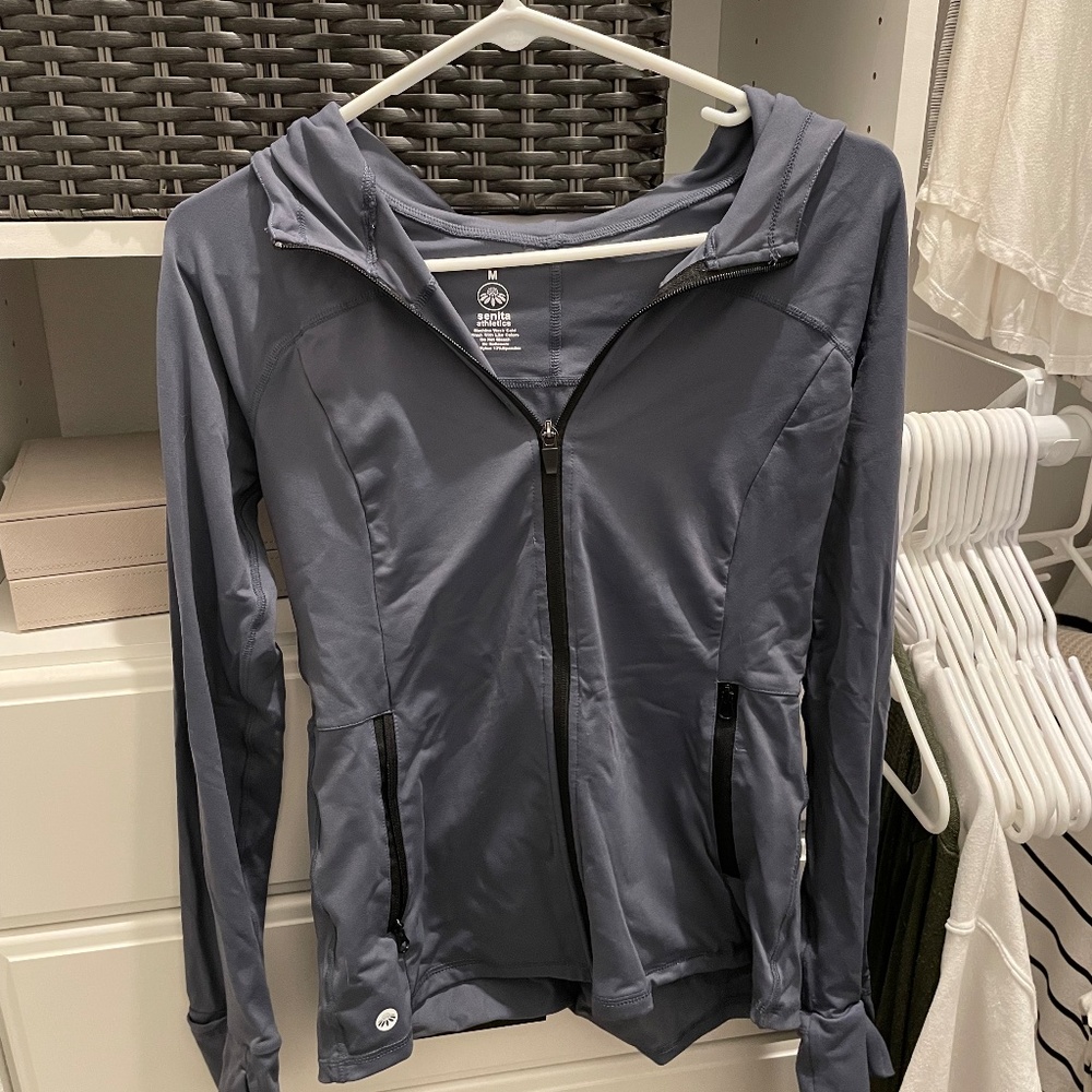 Senita Zip Up (M)